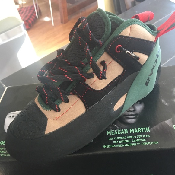 evolv the general climbing shoe